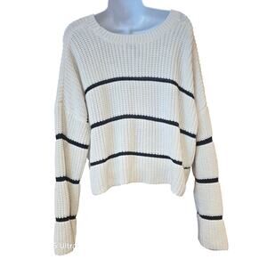 moon & madison, white & black striped, knit, crew neck, oversized sweater sz M